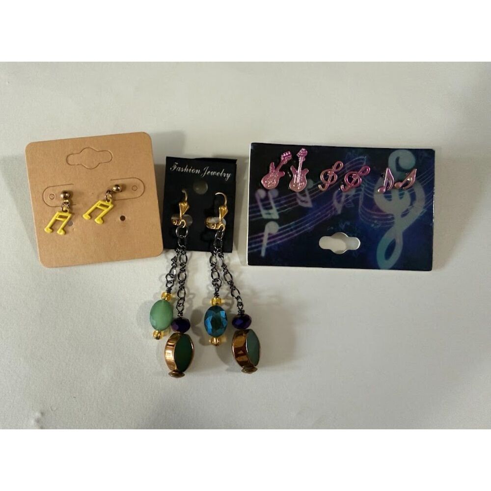 Earrings lot